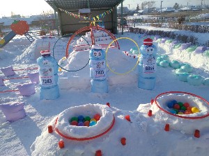 20 снежных фигур, которые легко сделать самому и с детьми - Лайфхакер